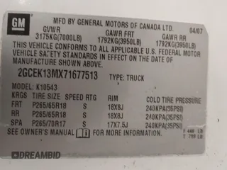 2007 Chevrolet Silverado 1500 LT w/2LT with VIN 2GCEK13MX71677513, listed as a IAAI auction lot 42023608 with 144,555 mi miles. Bid and sale history available at carsss.com. Image 9.