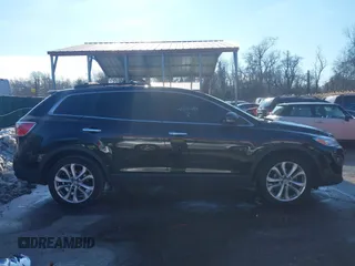 2011 Mazda CX-9 Grand Touring with VIN JM3TB3DV0B0304454, listed as a IAAI auction lot 41331484 with 221,985 mi miles. Bid and sale history available at carsss.com. Image 14.