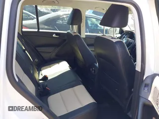 2017 Volkswagen Tiguan S with VIN WVGAV7AX7HW501935, listed as a IAAI auction lot 42138691 with 89,712 mi miles and . Bid and sale history available at DreamBid. Image 8.