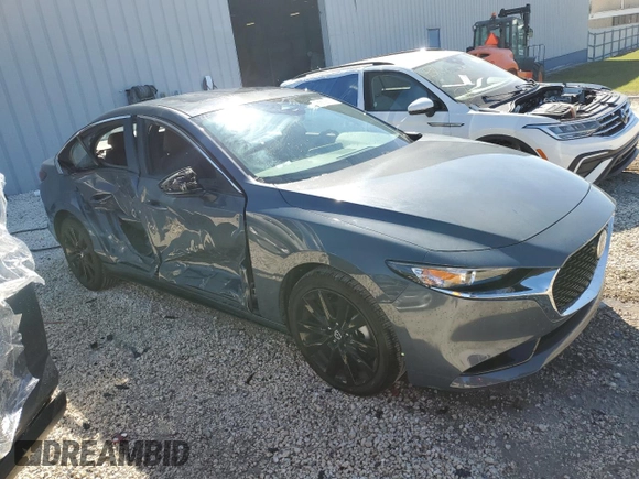 2025 Mazda 3 S Carbon Edition with VIN 3MZBPBCM2SM456593, listed as a Copart auction lot 47301665 with 3,404 mi miles and Clean Title. Bid and sale history available at DreamBid. Image 4.