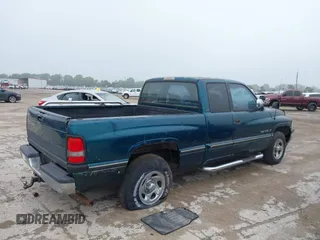 1997 Dodge 1500 with VIN 1B7HC13ZXVJ564122, listed as a IAAI auction lot 42159728 with 88,665 mi miles and . Bid and sale history available at DreamBid. Image 4.