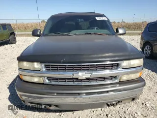 2002 Chevrolet Tahoe LT with VIN 1GNEK13Z32R130263, listed as a Copart auction lot 75677274 with 215,534 mi miles and Clean Title. Bid and sale history available at carsss.com. Image 5.