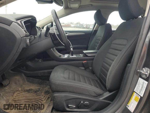 2019 Ford Fusion SE with VIN 3FA6P0HD7KR128757, listed as a Copart auction lot 48940115 with 106,419 mi miles and Salvage Title. Bid and sale history available at DreamBid. Image 7.