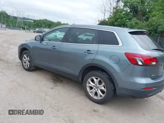 2013 Mazda CX-9 Touring z VIN JM3TB3CVXD0408731, wystawiony jako IAAI lot #42457708 z przebiegiem 168 997 mil mil oraz . Historia ofert i sprzedaży dostępna na DreamBid. Obrazek 3.