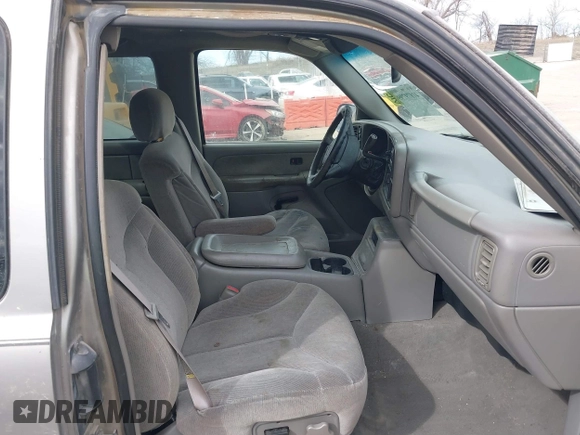 2000 GMC Sierra 1500 SLE with VIN 2GTEK19T1Y1262516, listed as a IAAI auction lot 41879799 with 179,604 mi miles and . Bid and sale history available at DreamBid. Image 5.