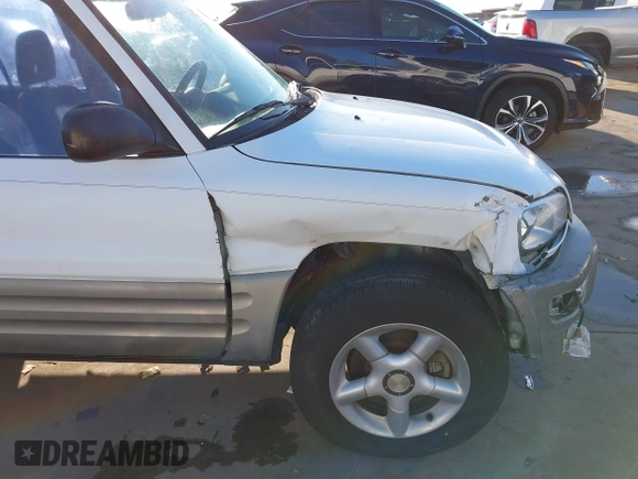 2000 Toyota RAV4 с VIN JT3GP10V1Y0044892, выставлен на аукционе IAAI как лот 41148809 с пробегом 220 848 миль миль и . История ставок и продаж доступна на DreamBid. Изображение 21.