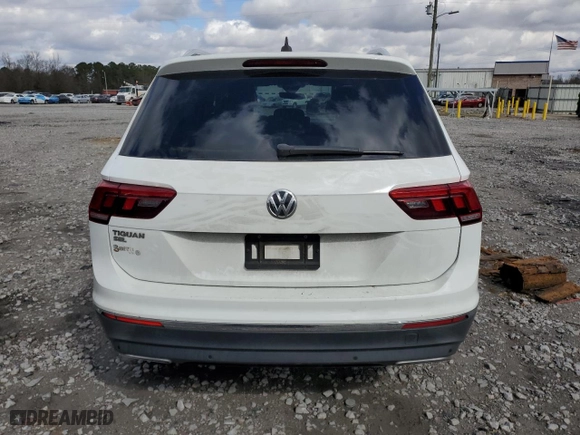 2020 Volkswagen Tiguan SE with VIN 3VV3B7AX3LM102634, listed as a Copart auction lot 47877745 with 132,701 mi miles and Salvage Title. Bid and sale history available at carsss.com. Image 6.