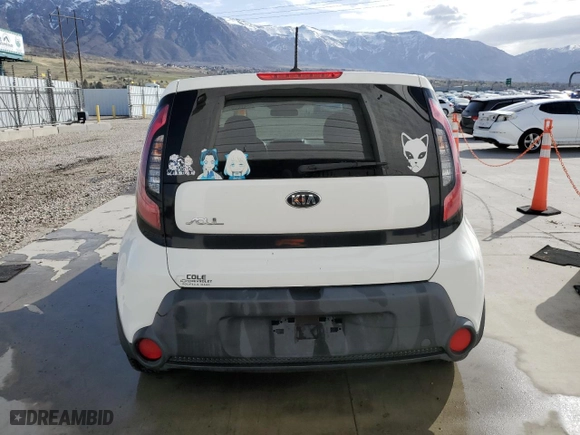 2015 Kia Soul with VIN KNDJN2A29F7224594, listed as a Copart auction lot 52128035 with 100,086 mi miles and Clean Title. Bid and sale history available at carsss.com. Image 6.