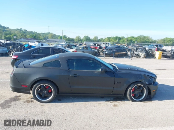2014 Ford Mustang GT с VIN 1ZVBP8CFXE5254647, выставлен на аукционе IAAI как лот 42201914 с пробегом 95 133 миль миль и . История ставок и продаж доступна на DreamBid. Изображение 14.