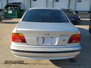 1999 BMW 5 Series 528iA with VIN WBADM6331XBY22302, listed as a Copart auction lot 43232585 with 196,519 mi miles and Clean Title. Bid and sale history available at carsss.com. Image 6.