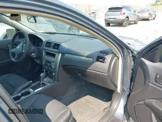 2012 Ford Fusion SE with VIN 3FAHP0HA0CR203704, listed as a IAAI auction lot 42487848 with 169,897 mi miles and . Bid and sale history available at DreamBid. Image 5.