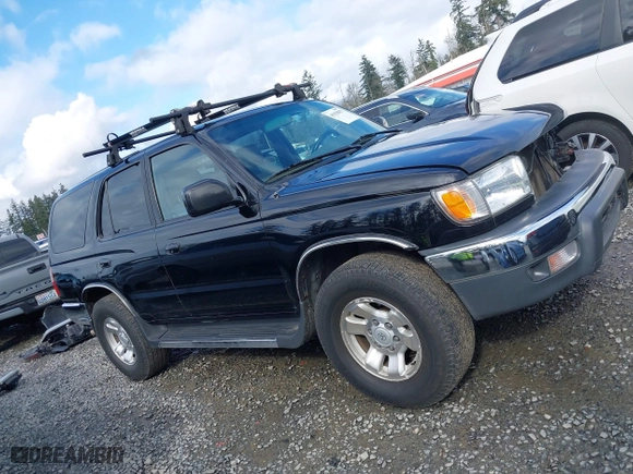 2000 Toyota 4Runner SR5 with VIN JT3HN86R1Y0322493, listed as a IAAI auction lot 41938857 with 121,124 mi miles. Bid and sale history available at carsss.com. Image 14.
