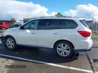 2019 Nissan Pathfinder SV z VIN 5N1DR2MN8KC580359, wystawiony jako IAAI lot #41767664 z przebiegiem 66 248 mil mil oraz . Historia ofert i sprzedaży dostępna na DreamBid. Obrazek 14.