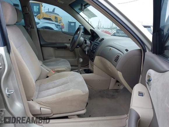 2002 Mazda Protege DX with VIN JM1BJ225121620394, listed as a IAAI auction lot 42043056 with 187,360 mi miles and . Bid and sale history available at DreamBid. Image 5.
