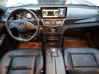 2011 Mercedes-Benz E-Class E 350 Luxury with VIN WDDHF8HB8BA357743, listed as a Copart auction lot 84480414 with 77,352 mi miles and Salvage Title. Bid and sale history available at carsss.com. Image 8.