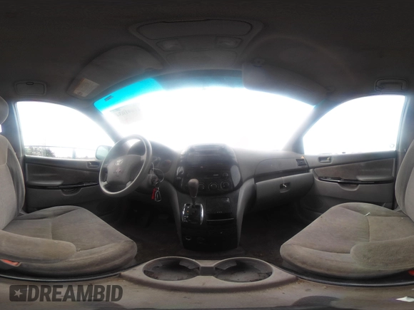 2004 Toyota Sienna with VIN 5TDZA29C44S036628, listed as a IAAI auction lot 41691034 with 389,982 mi miles and . Bid and sale history available at DreamBid. Image 18.