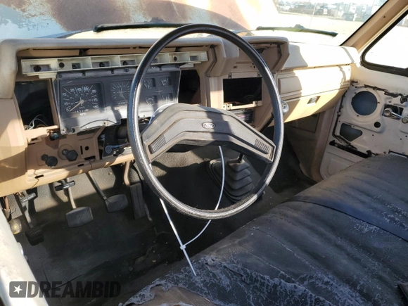 1985 Ford F-150 with VIN 1FTDF15YXFPA97115, listed as a Copart auction lot 87000634 with 28,229 mi miles and Clean Title. Bid and sale history available at carsss.com. Image 8.