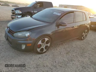 2012 Volkswagen GTI Autobahn z VIN WVWGV7AJXCW077718, wystawiony jako Copart lot #82325234 z przebiegiem 140 490 mil mil oraz Szkoda całkowita • Salvage title. Historia ofert i sprzedaży dostępna na DreamBid. Obrazek 1.