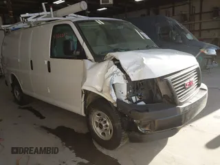 2023 GMC Savana Cargo z VIN 1GTW7AFP2P1120306, wystawiony jako IAAI lot #41802202 z przebiegiem 44 825 mil mil oraz . Historia ofert i sprzedaży dostępna na DreamBid. Obrazek 1.