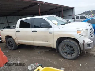 2016 Toyota Tundra 4WD Truck SR5 with VIN 5TFDW5F13GX509045, listed as a IAAI auction lot 41554023 with 165,026 mi miles. Bid and sale history available at carsss.com. Image 13.