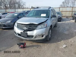 2013 Chevrolet Traverse LS with VIN 1GNKRFEDXDJ268221, listed as a IAAI auction lot 41722075 with 142,993 mi miles. Bid and sale history available at carsss.com. Image 6.