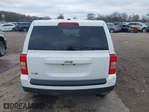 2016 Jeep Patriot Sport with VIN 1C4NJPBB9GD738411, listed as a IAAI auction lot 42129792 with 140,177 mi miles and . Bid and sale history available at carsss.com. Image 16.