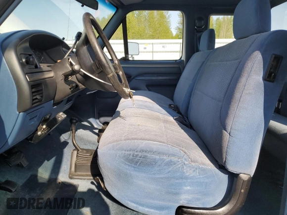 1995 Ford F-150 с VIN 1FTEX14N9SKA16623, выставлен на аукционе Copart как лот 54385505 с пробегом 195 759 миль миль и Списание • Salvage title. История ставок и продаж доступна на DreamBid. Изображение 7.