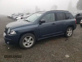 2007 Jeep Compass Sport with VIN 1J8FT470X7D261453, listed as a Copart auction lot 81710234 with 174,118 mi miles and Salvage Title. Bid and sale history available at carsss.com. Image 1.
