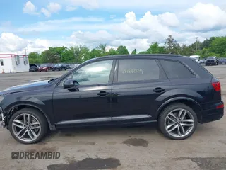 2018 Audi Q7 Prestige z VIN WA1VAAF75JD013490, wystawiony jako IAAI lot #42188029 z przebiegiem 124 894 mil mil oraz . Historia ofert i sprzedaży dostępna na DreamBid. Obrazek 14.