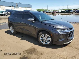 2021 Chevrolet Blazer LT z VIN 3GNKBCRS2MS528623, wystawiony jako Copart lot #56753585 z przebiegiem 36 957 mil mil oraz Nie do naprawy • Non repairable. Historia ofert i sprzedaży dostępna na DreamBid. Obrazek 4.