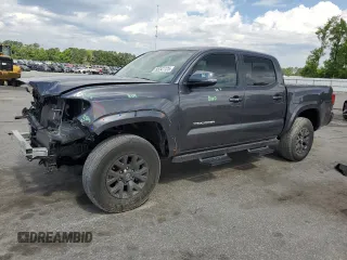 2023 Toyota Tacoma SR5 z VIN 3TYAZ5CN1PT040050, wystawiony jako Copart lot #55241125 z przebiegiem 11 039 mil mil oraz Szkoda całkowita • Salvage title. Historia ofert i sprzedaży dostępna na DreamBid. Obrazek 1.