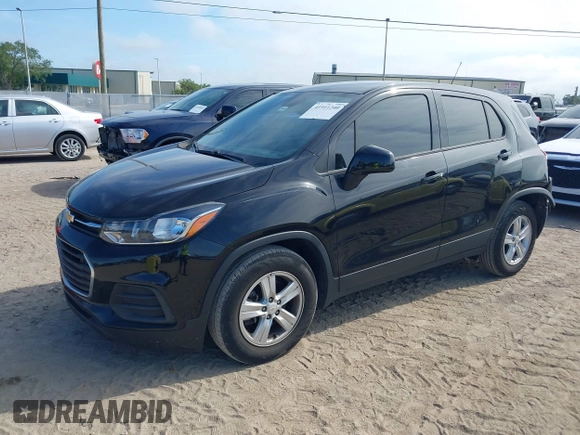2020 Chevrolet Trax LS with VIN KL7CJKSB7LB086840, listed as a IAAI auction lot 41911240 with 36,894 mi miles. Bid and sale history available at carsss.com. Image 17.