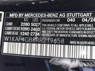 2024 Mercedes-Benz C 300 z VIN W1KAF4GB8RR219658, wystawiony jako IAAI lot #41864678 z przebiegiem 7933 mil mil oraz . Historia ofert i sprzedaży dostępna na DreamBid. Obrazek 9.