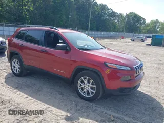 2016 Jeep Cherokee Sport with VIN 1C4PJLAB8GW264586, listed as a IAAI auction lot 42240413 with 157,202 mi miles and . Bid and sale history available at DreamBid. Image 1.