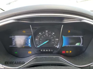 2013 Ford Fusion SE Hybrid z VIN 3FA6P0LU3DR207191, wystawiony jako Copart lot #47504025 z przebiegiem Nie podano mil oraz Nie do naprawy • Non repairable. Historia ofert i sprzedaży dostępna na DreamBid. Obrazek 9.