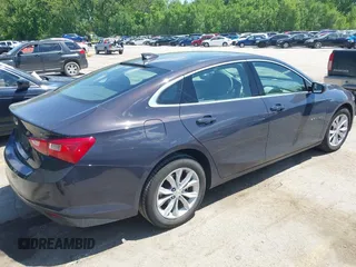 2025 Chevrolet Malibu LT with VIN 1G1ZD5ST5SF112401, listed as a IAAI auction lot 42174333 with 17,097 mi miles and . Bid and sale history available at DreamBid. Image 4.