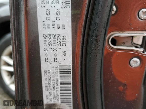 2017 Dodge Journey SXT z VIN 3C4PDCBG4HT514494, wystawiony jako Copart lot #55335735 z przebiegiem 101 670 mil mil oraz Szkoda całkowita • Salvage title. Historia ofert i sprzedaży dostępna na DreamBid. Obrazek 13.