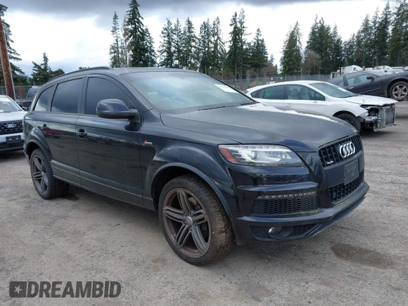 2013 Audi Q7 3.0T S line Prestige with VIN WA1DGAFE9DD015594, listed as a IAAI auction lot 41795868 with 123,525 mi miles. Bid and sale history available at carsss.com. Image 1.