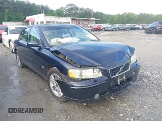 2005 Volvo S60 с VIN YV1RS592952475557, выставлен на аукционе IAAI как лот 42241475 с пробегом 213 334 миль миль и . История ставок и продаж доступна на DreamBid. Изображение 1.