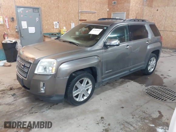 2011 GMC Terrain SLT-2 with VIN 2CTALWEC7B6387212, listed as a IAAI auction lot 41503601 with 206,729 mi miles and . Bid and sale history available at carsss.com. Image 2.