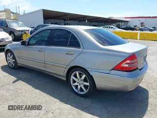 2004 Mercedes-Benz C 230 Kompressor с VIN WDBRF40J64F459900, выставлен на аукционе IAAI как лот 42500575 с пробегом 231 657 миль миль и . История ставок и продаж доступна на DreamBid. Изображение 3.