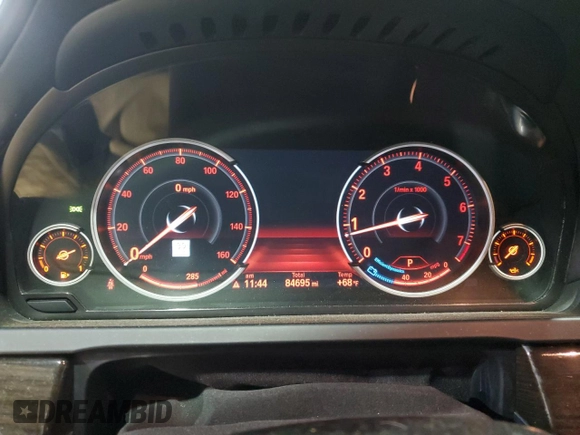 2015 BMW 7 Series 750Li xDrive with VIN WBAYF8C52FD654598, listed as a Copart auction lot 55745555 with 108,958 mi miles and Salvage title. Bid and sale history available at DreamBid. Image 9.
