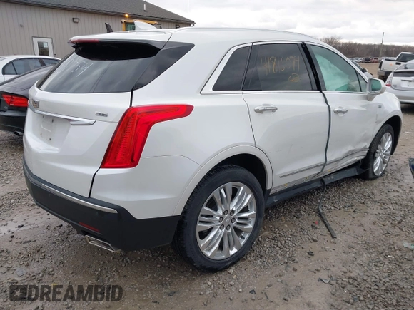 2019 Cadillac XT5 Premium Luxury FWD z VIN 1GYKNERS1KZ290754, wystawiony jako IAAI lot #41816074 z przebiegiem 91 585 mil mil oraz . Historia ofert i sprzedaży dostępna na DreamBid. Obrazek 4.