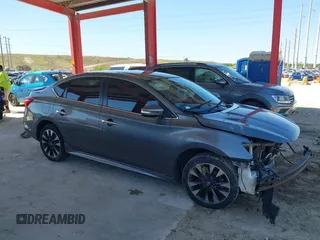 2017 Nissan Sentra SR z VIN 3N1AB7AP4HY212763, wystawiony jako IAAI lot #41674826 z przebiegiem 133 075 mil mil oraz . Historia ofert i sprzedaży dostępna na DreamBid. Obrazek 13.