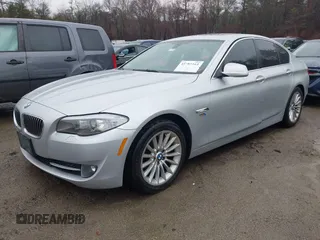 2013 BMW 5 Series 535i xDrive with VIN WBAFU7C56DDU66977, listed as a IAAI auction lot 41785161 with 88,919 mi miles and . Bid and sale history available at carsss.com. Image 2.