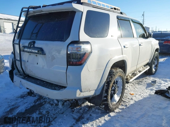 2018 Toyota 4Runner SR5 with VIN JTEBU5JR4J5507930, listed as a IAAI auction lot 41292536 with 105,882 mi miles and . Bid and sale history available at DreamBid. Image 4.