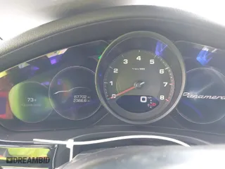 2019 Porsche Panamera with VIN WP0AA2A7XKL101251, listed as a IAAI auction lot 41720901 with 67,702 mi miles. Bid and sale history available at carsss.com. Image 7.