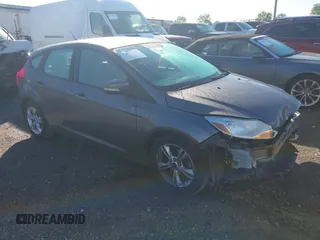 2014 Ford Focus SE z VIN 1FADP3K26EL232806, wystawiony jako IAAI lot #42187457 z przebiegiem 69 383 mil mil oraz . Historia ofert i sprzedaży dostępna na DreamBid. Obrazek 1.