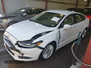 2014 Ford Fusion SE Hybrid with VIN 3FA6P0LU0ER373945, listed as a IAAI auction lot 41810533 with 82,177 mi miles. Bid and sale history available at carsss.com. Image 17.