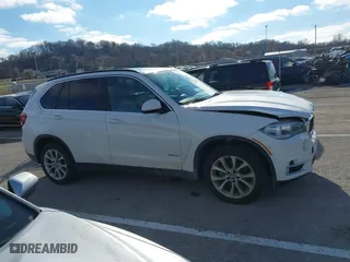 2016 BMW X5 xDrive35i with VIN 5UXKR0C52G0P29633, listed as a IAAI auction lot 41057391 with 176,697 mi miles. Bid and sale history available at carsss.com. Image 13.